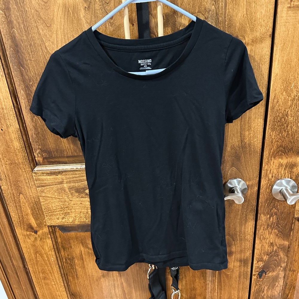 Mossimo Supply Co. Black Short Sleeve Crew Tee